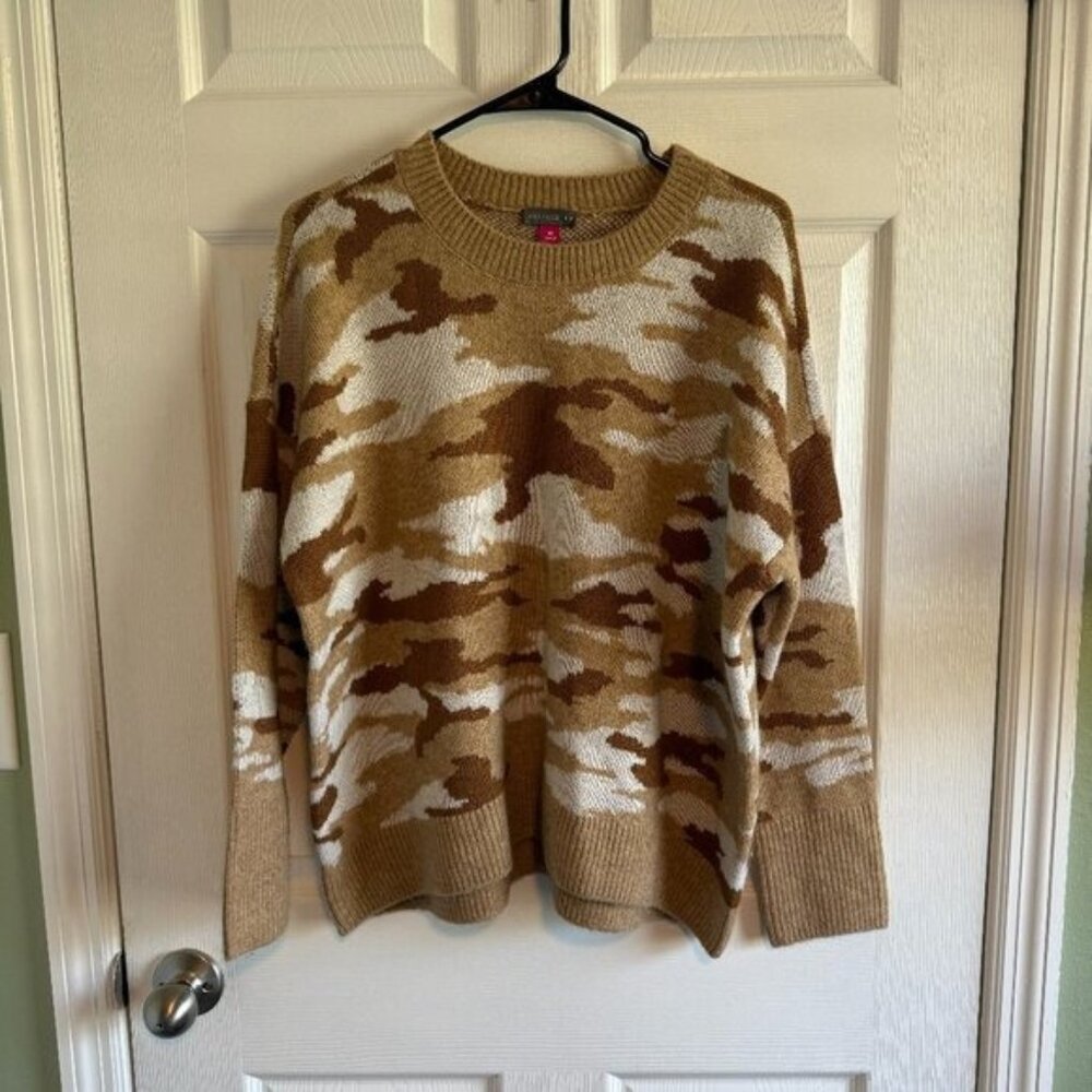 Vince Camuto Women's Medium Brown Tan Camo Print Pullover Sweater Crewneck Fall